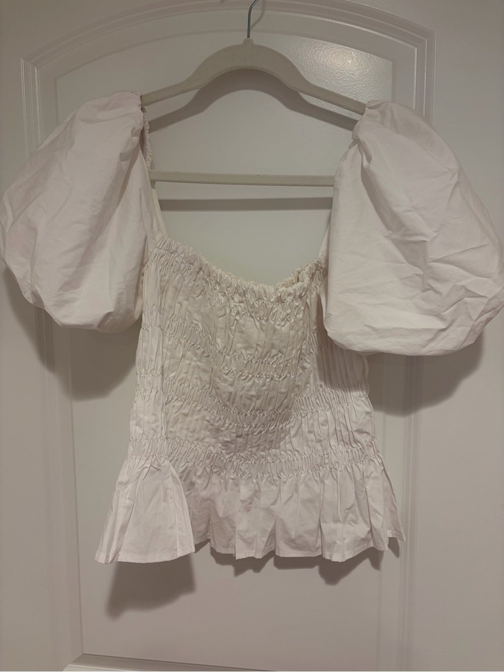 Astr White Smocked Puff-Sleeve Top - Picture 3 of 3